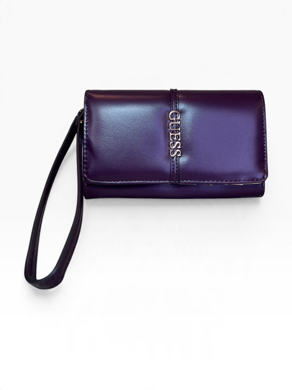 Cartera Guess color morado oscuro