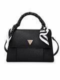 Bolsa Guess negra con pañuelo negro y blanco