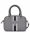 Bolso Guess gris con monograma y rayas, incluye correa crossbody