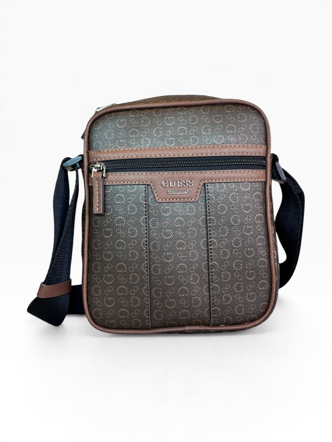 Bolsa Guess Crossbody Messenger Café Oscuro Monograma