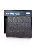 Cartera Michael Kors Slim Billfold café con logo MK grabado